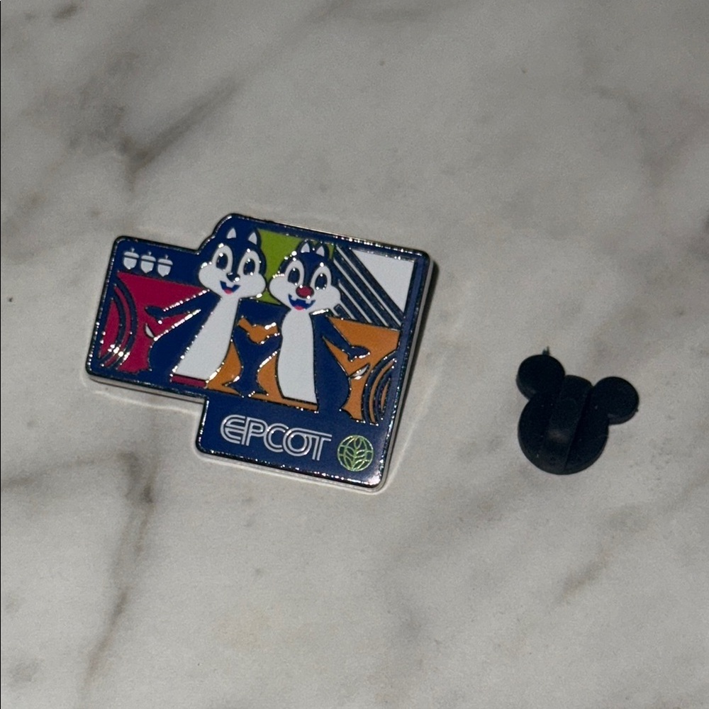 Disney Pin - Epcot Mystery Collection - CHIP & DALE